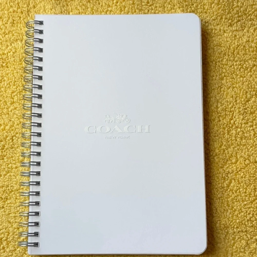 🐶 COACH X PEANUTS NOTEBOOK 🐶 NWT 🐶
